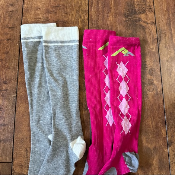 Gray and Pink Compression Socks Set - Picture 3 of 3